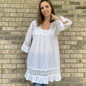 NWT Eyelet Boho Tunic